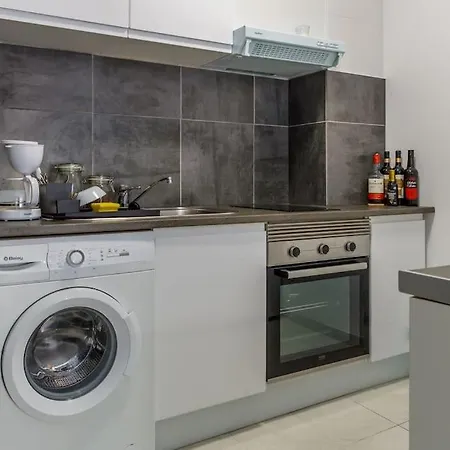 דירה Cozy In Perfect Location פואנגירולה